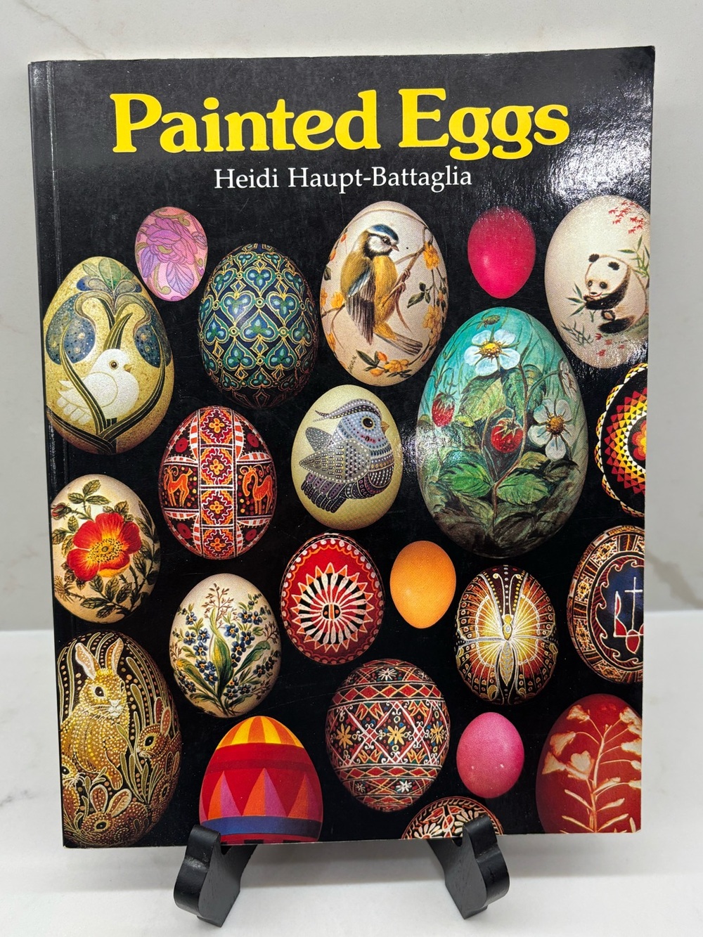 Painted Eggs by Heidi Haupt-Battaglia - Colorful Decorative Egg Art Book